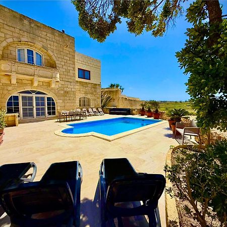 Lonza Gharb Farmhouse Exterior photo