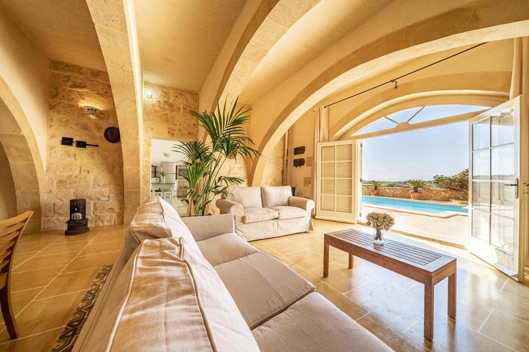 Lonza Gharb Farmhouse Exterior photo